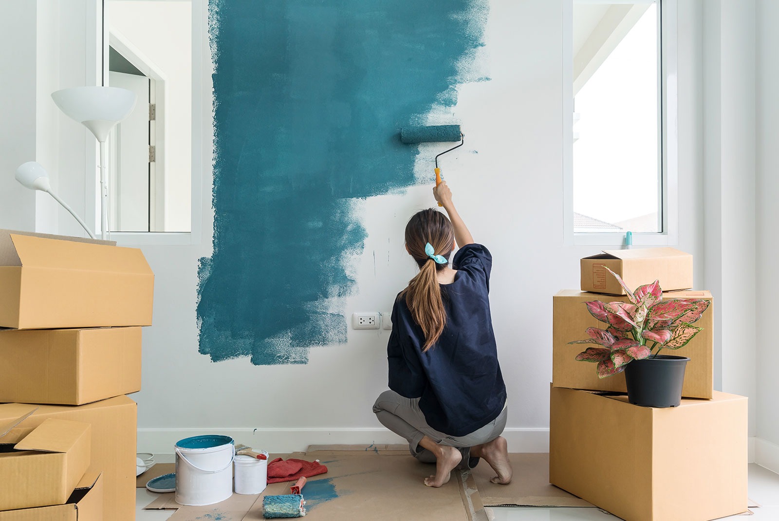 Hướng Dẫn Tự Sơn Nhà Với Sơn Dulux - Bí Quyết Đơn Giản Từ Chuyên Gia